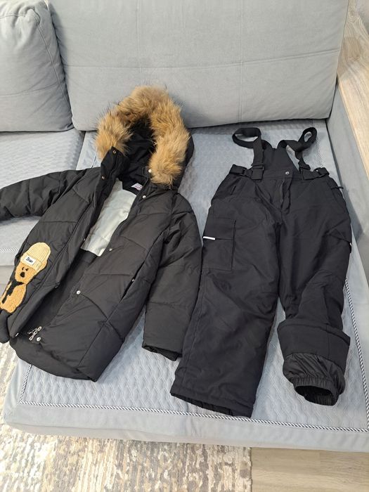 Для девочки. Размер 128. Цена  15 000 тг.