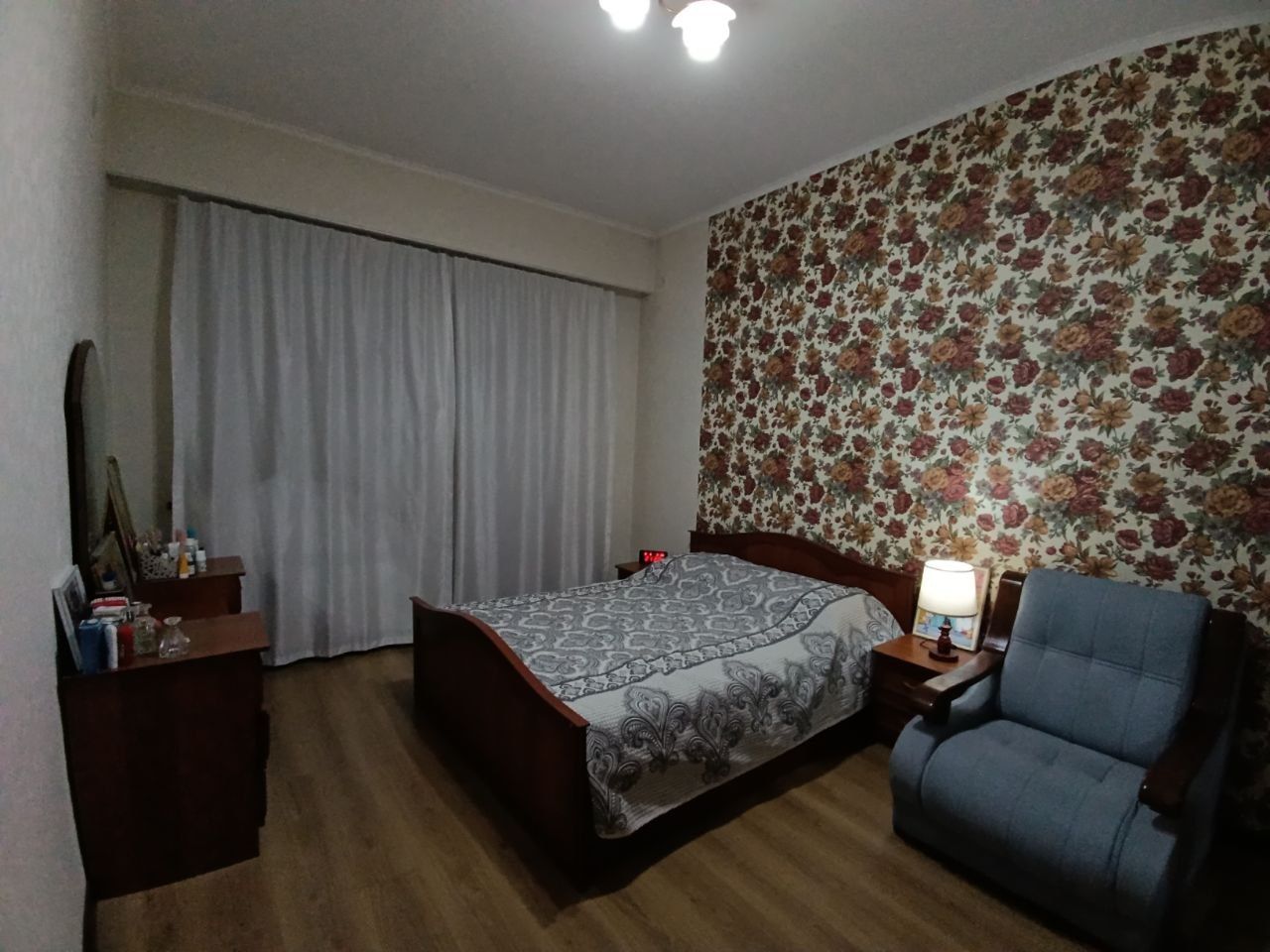 Продаётся 4 ком-я квартира на Махтумкули