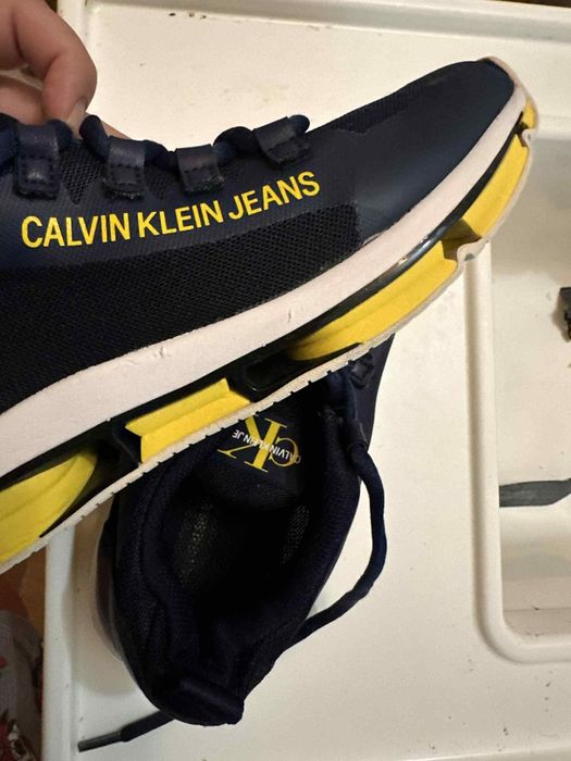 Оригинални дамски маратонки 38 номер