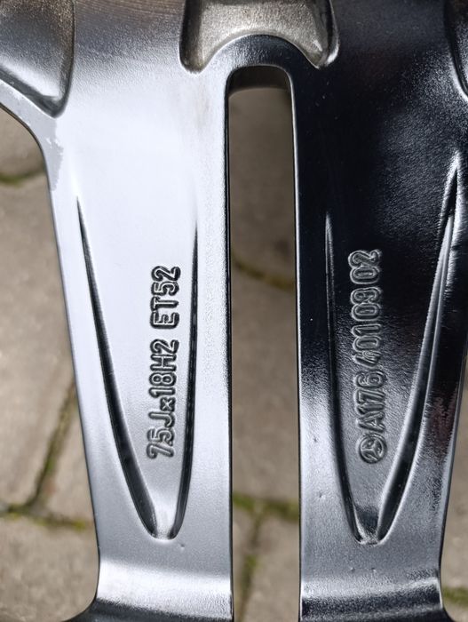 Două jante originale AMG Mercedes A class W 176  18'' la bucată noi.