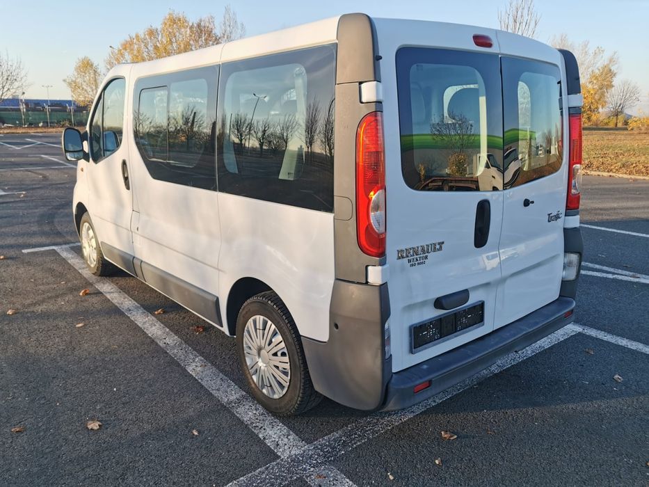 Renault Trafic / 8+1 (9 Locuri) - 2.0 dCi 115 CP - 2006