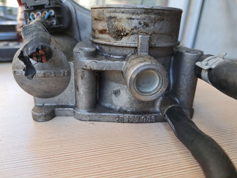 Оригиналена дросел клапа Opel 1.6