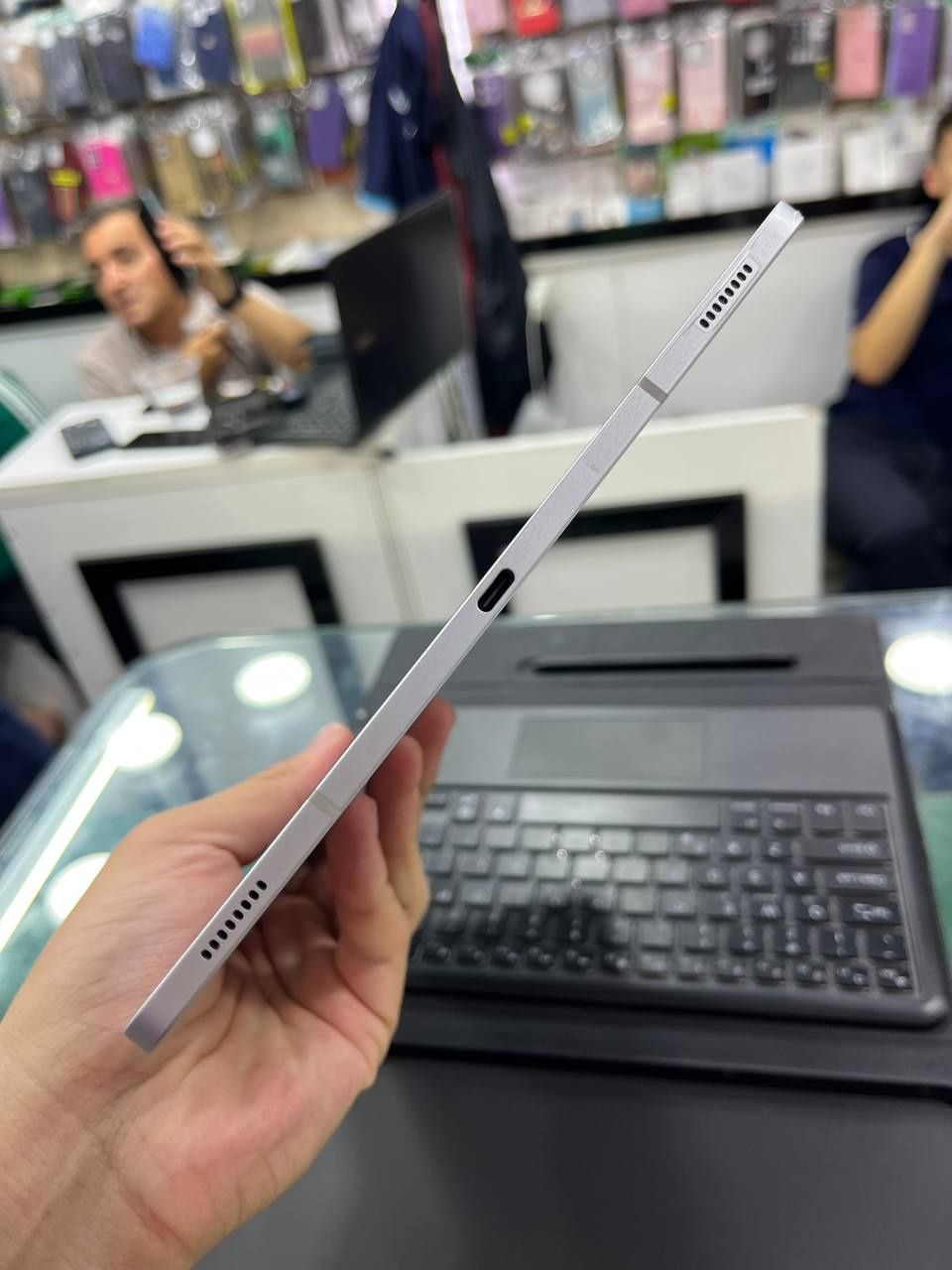 Samsung Tab S8 Plus 8/128 Gb sotiladi