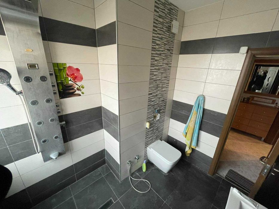 Продава се Тристаен апартамент в Пловдив, Кършияка - 68 кв.м за 2265 €/кв.м - Снимка #6