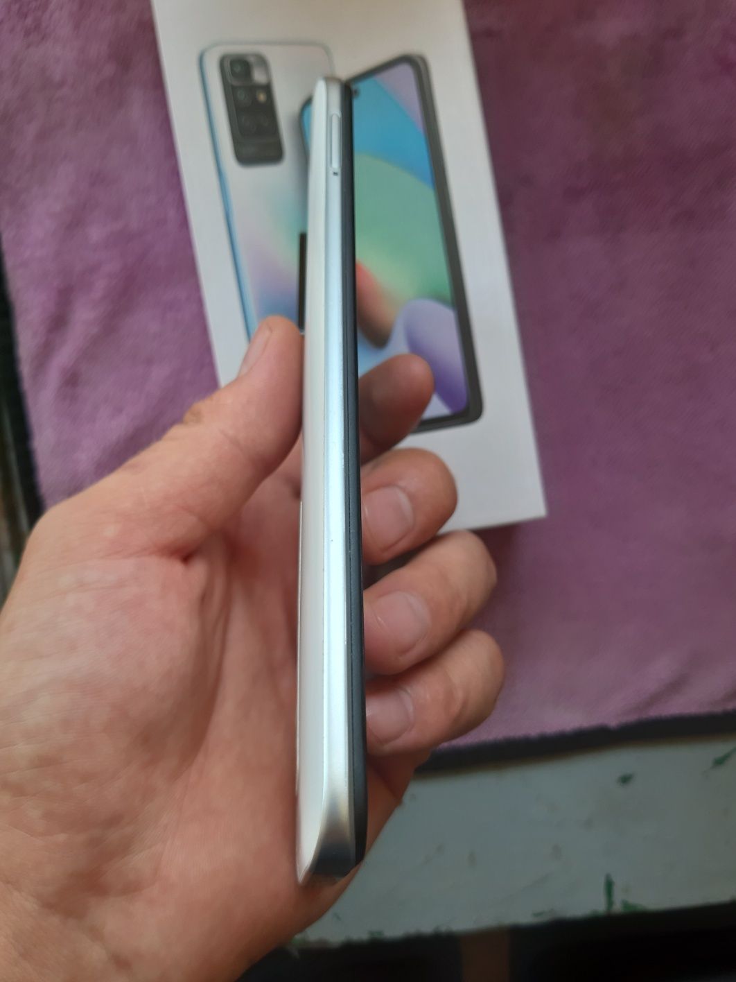 Redmi 10 ideal plus xolatda karobkadan ochilgandek tiribdi