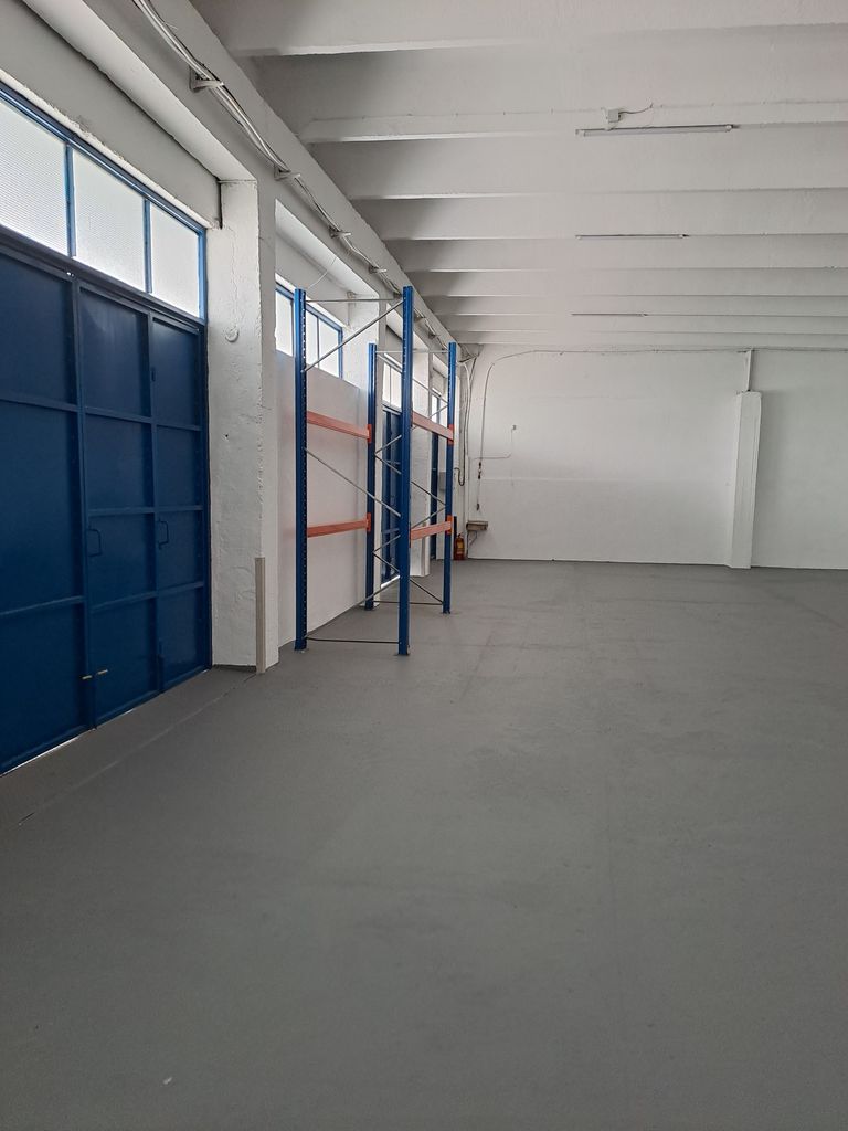 Дава се под наем Склад в Пловдив, Индустриална зона - Юг - 300 кв.м за 1173 € - Снимка #10