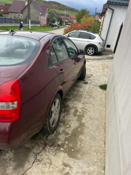 Nissan Primera P12