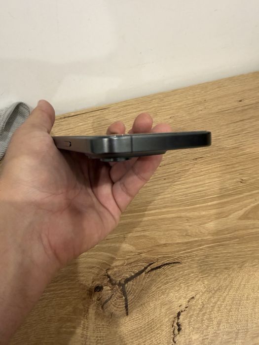 Iphone 15 Pro 128 гигабайта