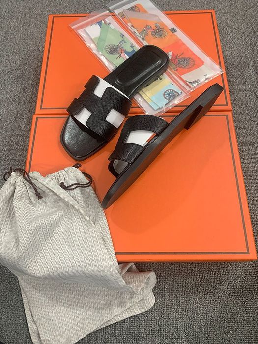 Papuci de damă din piele