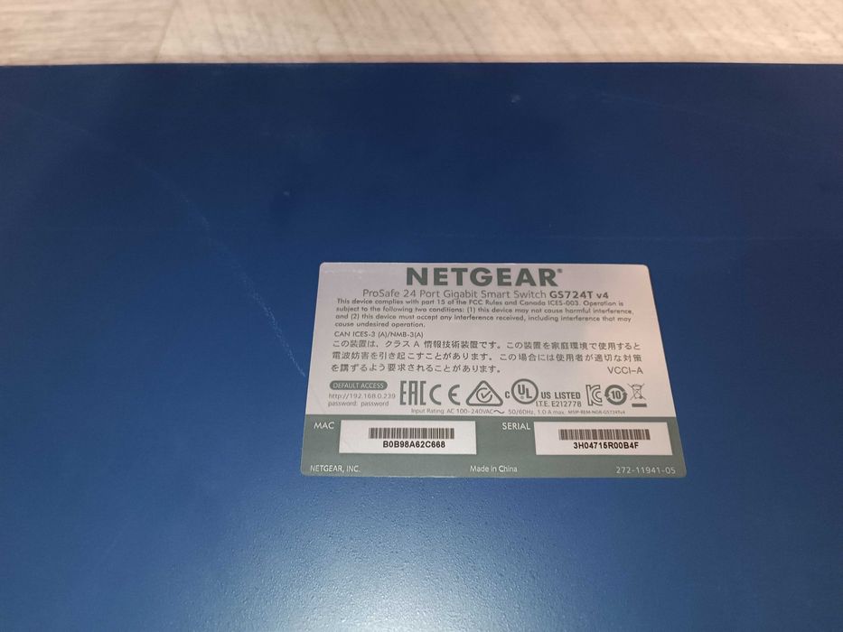 Switch Netgear GS724Tv4 — 24 RJ45 + 2 SFP Ports Smart Switch