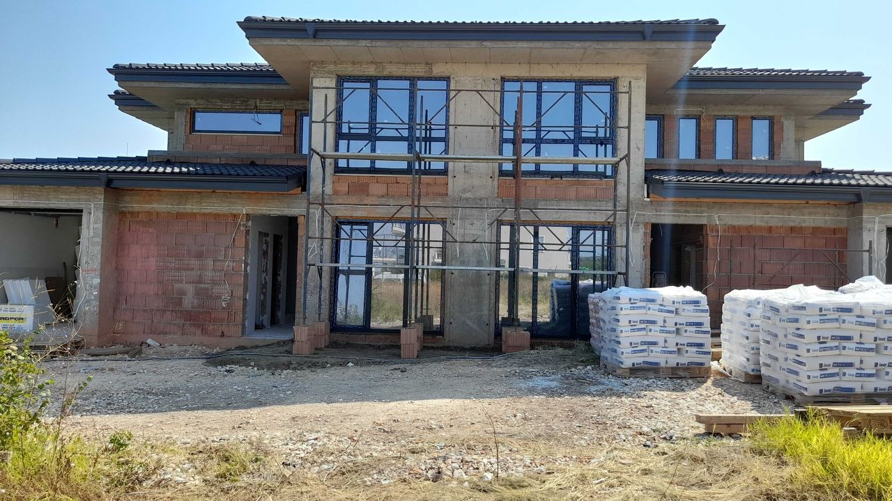 Продава се Къща в с. Марково, Област Пловдив - 188 кв.м за 1516 €/кв.м - Снимка #2
