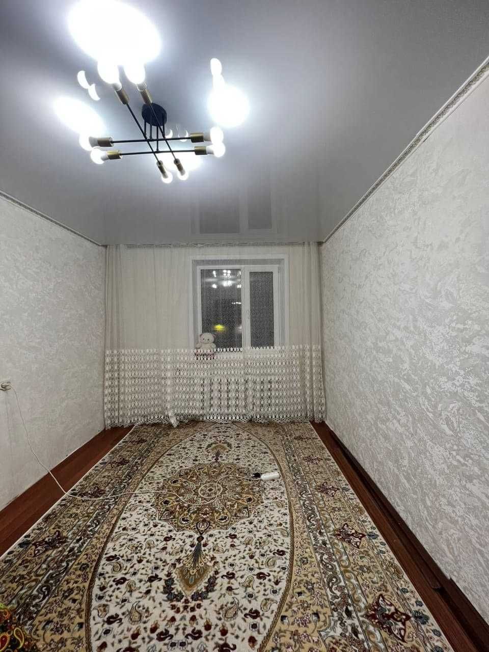 продам 3 комнатную район 11 школа