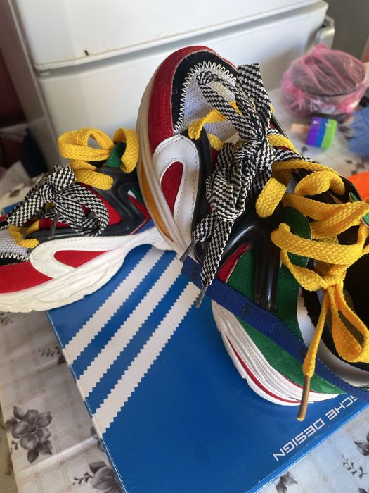 Pantofi sport instare foarte buna ca noi