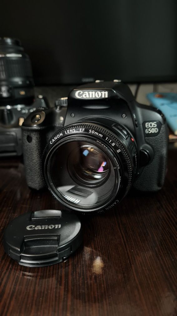 Canon EOS 650D + объектив Canon 50mm f/1.8 | Б.У