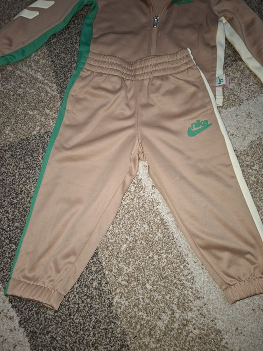 Детски комплект Nike 2-3 год.