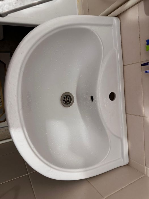 Раковина продается состояние хорошее