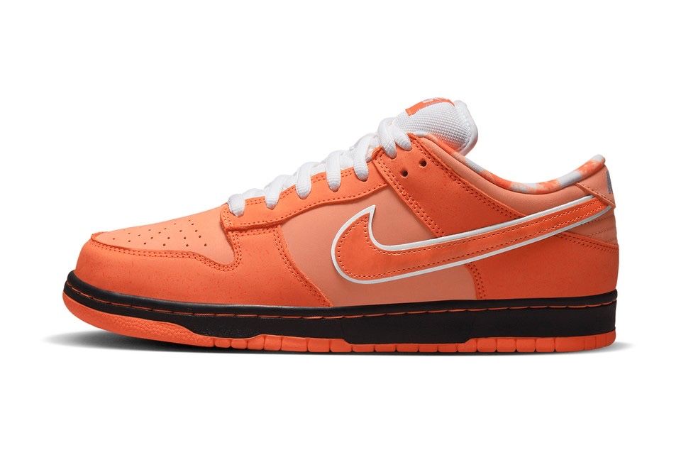 Nike SB Dunks “Orange Lobster” 36