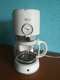 Aparat de cafea Rohnson Retro R-909 cu selector de aromă