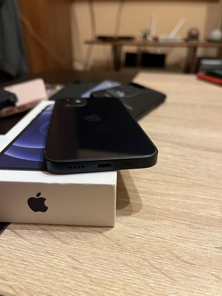 iPhone 12 mini 100% батерия