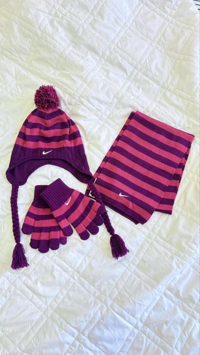 Шапка , шарф, перчатки nike