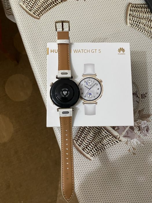 Смарт часовник Huawei Watch GT 5
