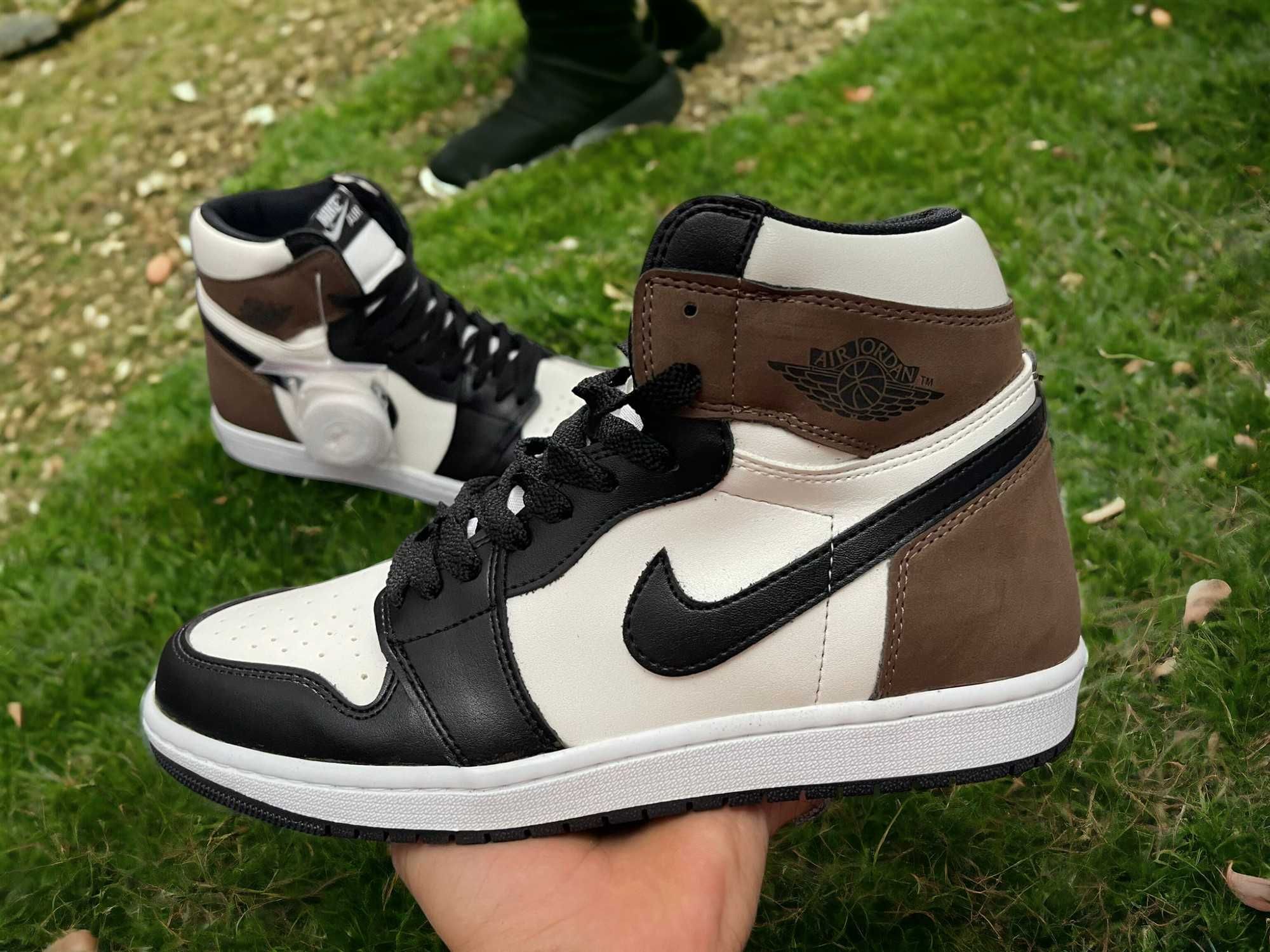 Nike Jordan 1 Dark Mocha / Sneakersi Unisex 2024