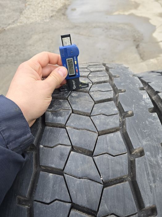 Anvelope de tractiune 295-80r22.5 Bridgestone