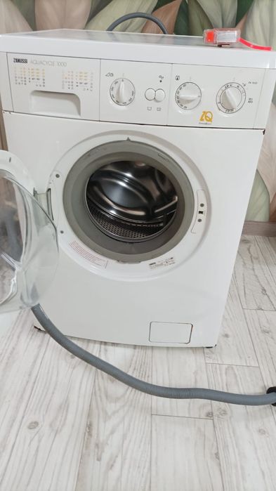 Продам стиральную машину