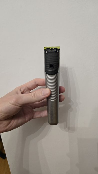 Aparat de ras Philips OneBlade Pro QP6620/20