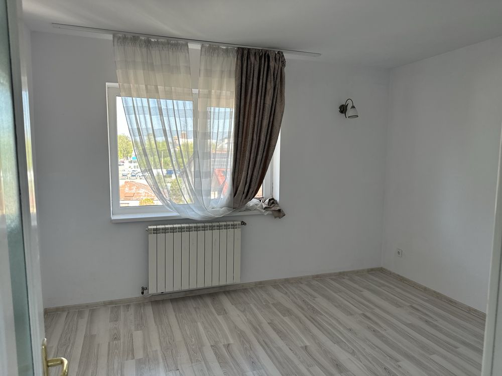 Inchiriez birouri Cladire Bulevardul Mihai Eminescu la strada