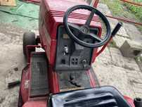 Vand tractoras de cosit iarba