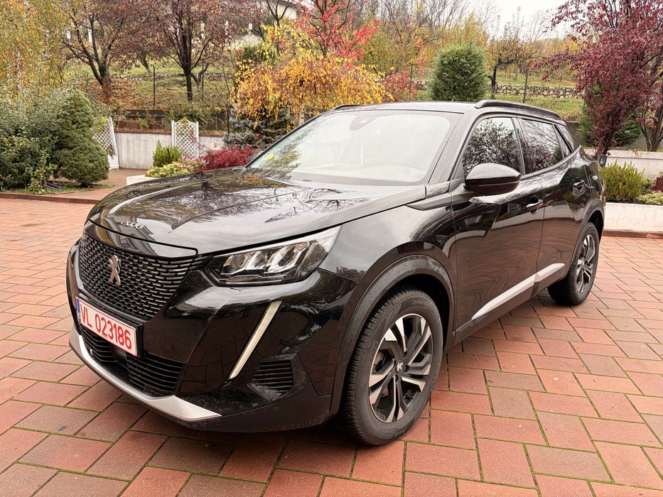 Peugeot 2008/1.5bluehdi/2023/automat/
