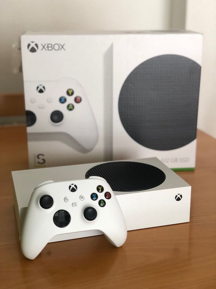 Продам Xbox series S, 512 гб