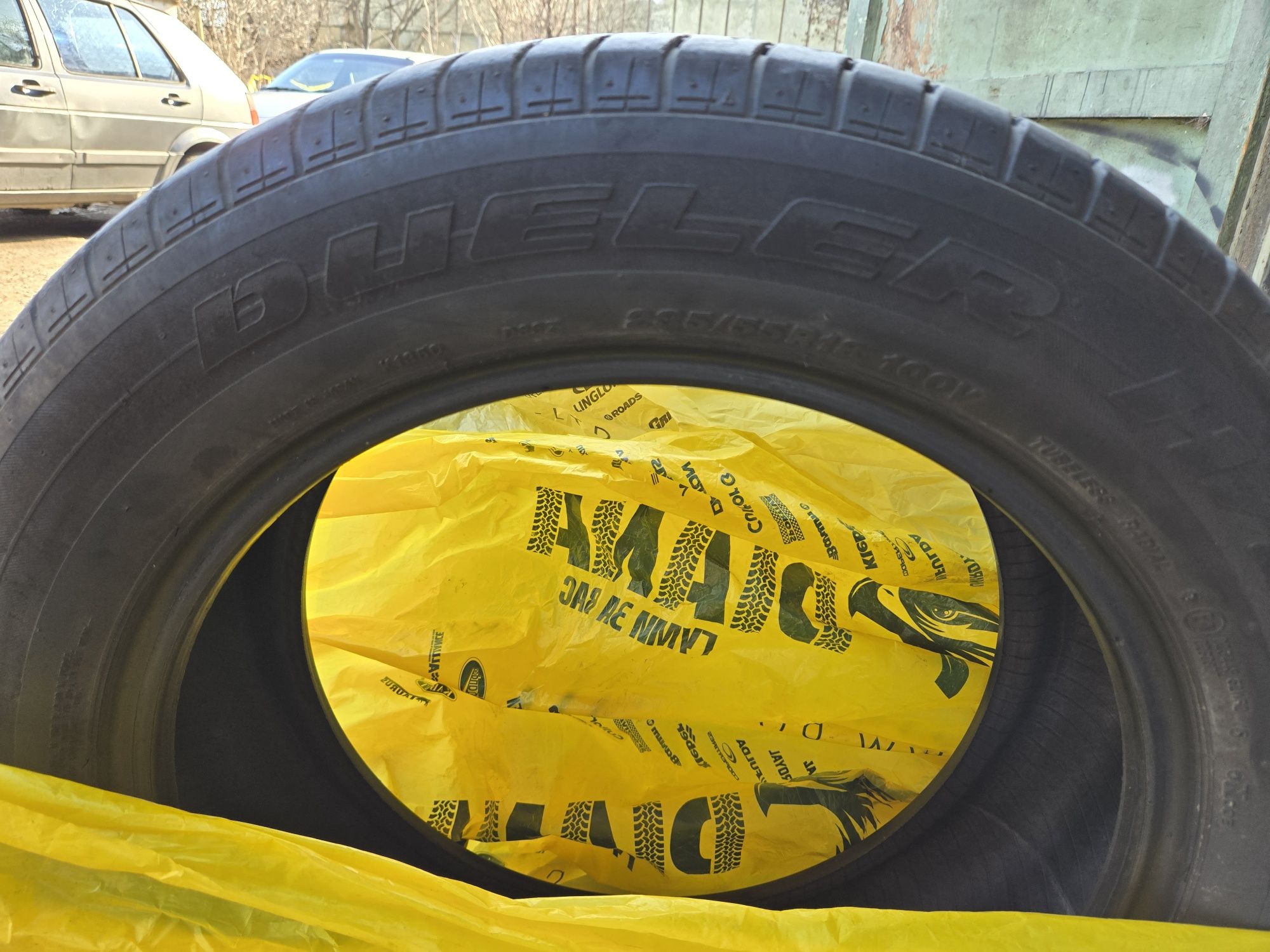 Bridgestone  Dueler  235/55/18