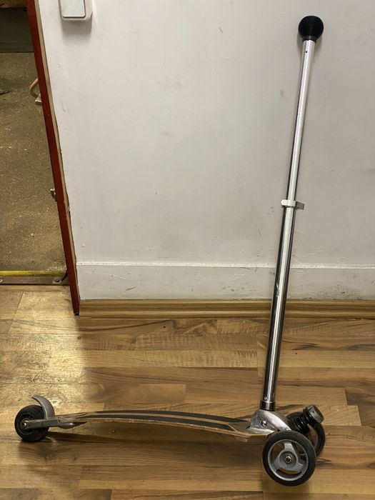 Kickboard, trotineta trei roti