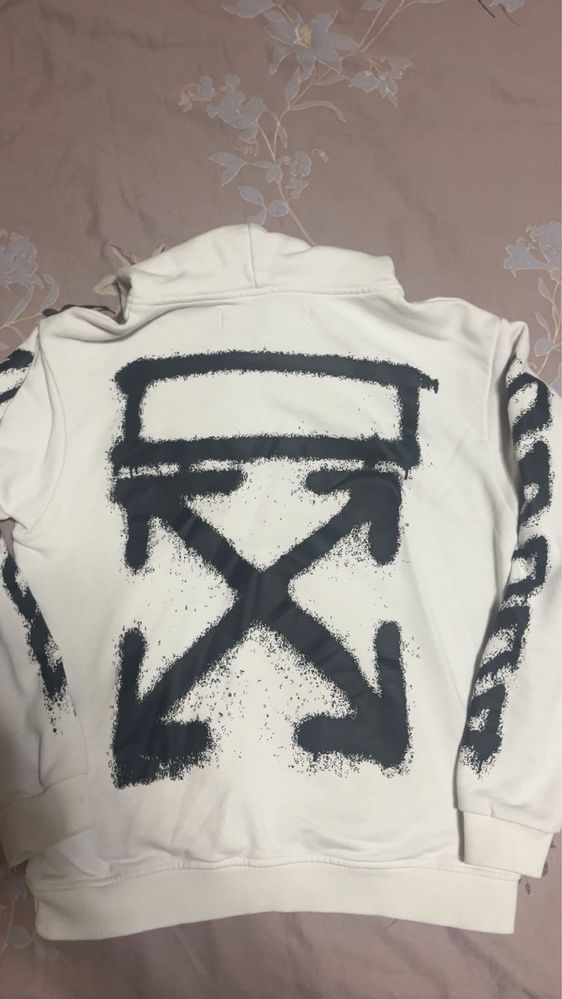 Off white суичър