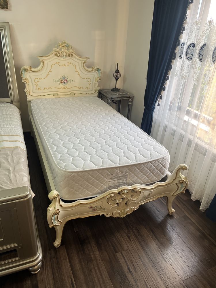 Pat stil baroc venetian (silik)(saltea Mobexpert