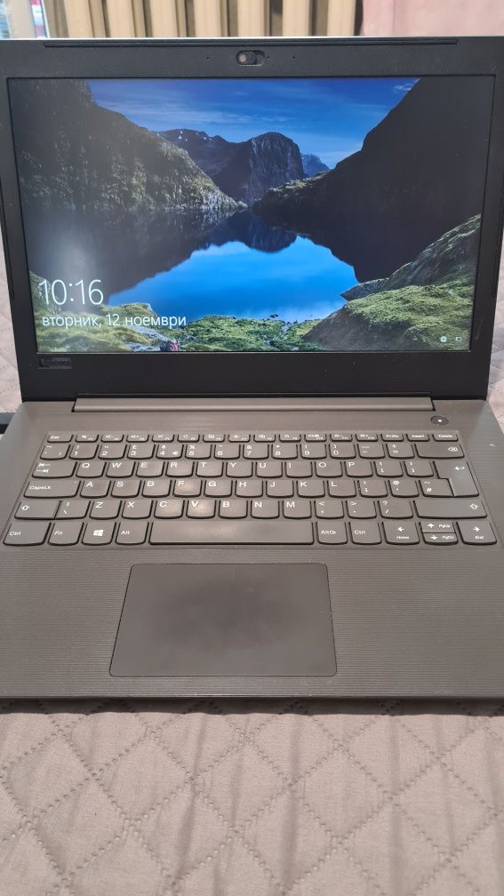 Lenovo V130/ i5 / 128 GB