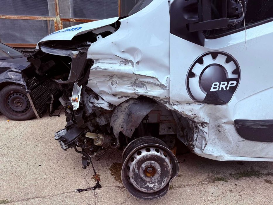 Renault Master platforma avariat