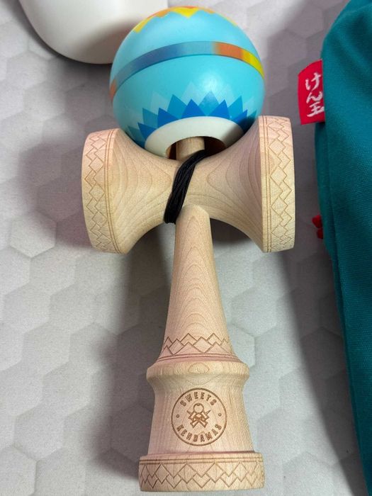 kendama sweets x sol colaborare – 2up – cushion clear editie limitata