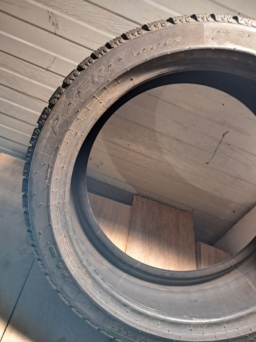1xAnvelopa second iarna 245 40 R19 Pirelli Pzerowinter rft 2023