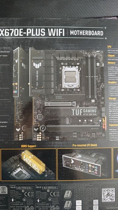 Placa de baza Asus Tuf Gaming x670e plus wifii