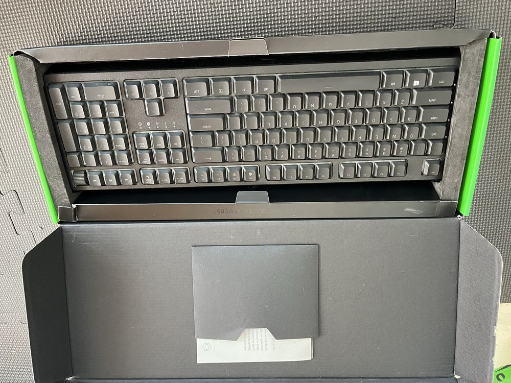 Tastatura Rezer Ornata V2