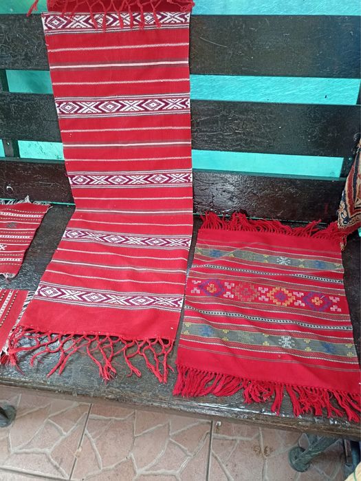 Diferite mileuri traditionale