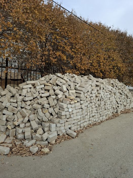 5000 гишт сотилади