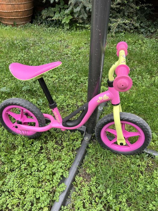 Детско колело без педали и детска каска