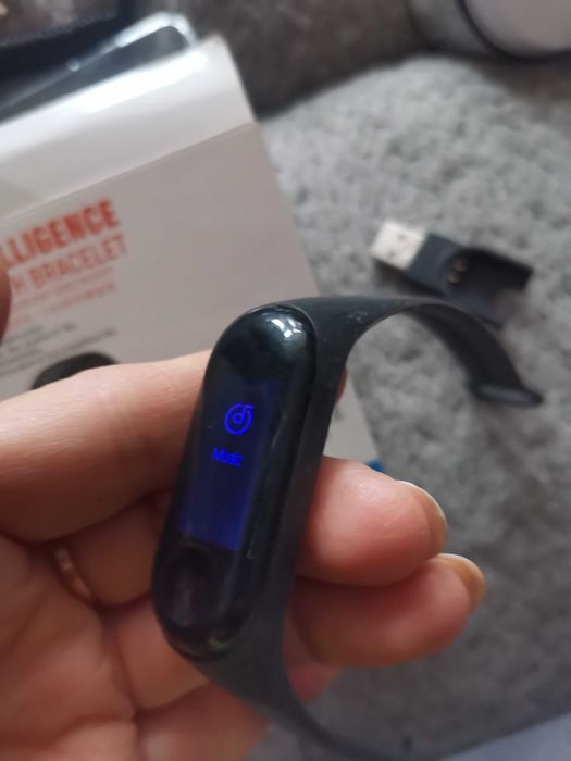 Продам фитнес часы