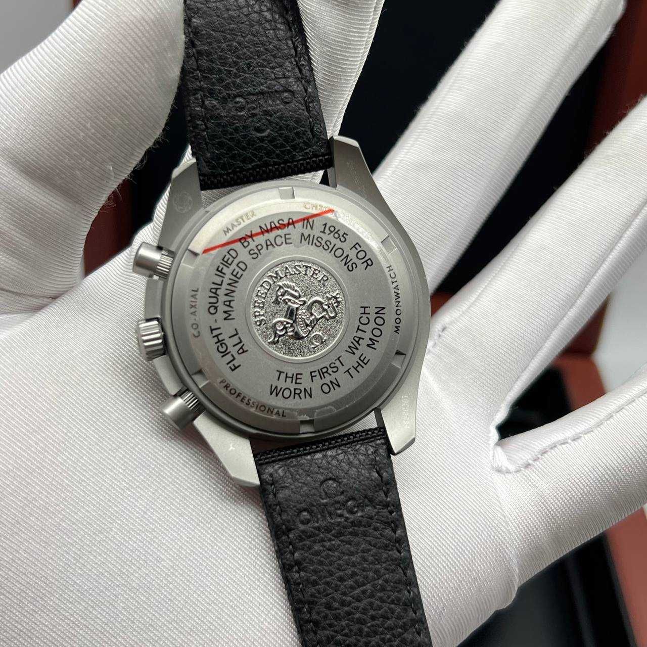 omega speedmaster сив мат