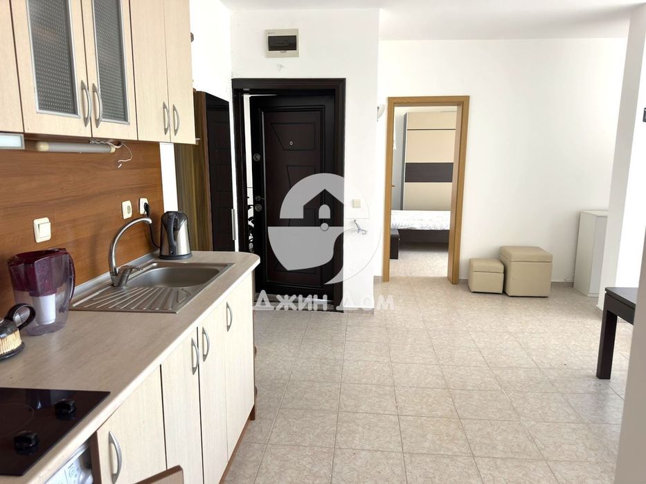 Продава се Тристаен апартамент в к.к. Слънчев бряг - 82 кв.м за 914 €/кв.м - Снимка #2