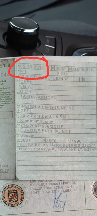 Vând opel insignia sau schimb cu autoutilitară